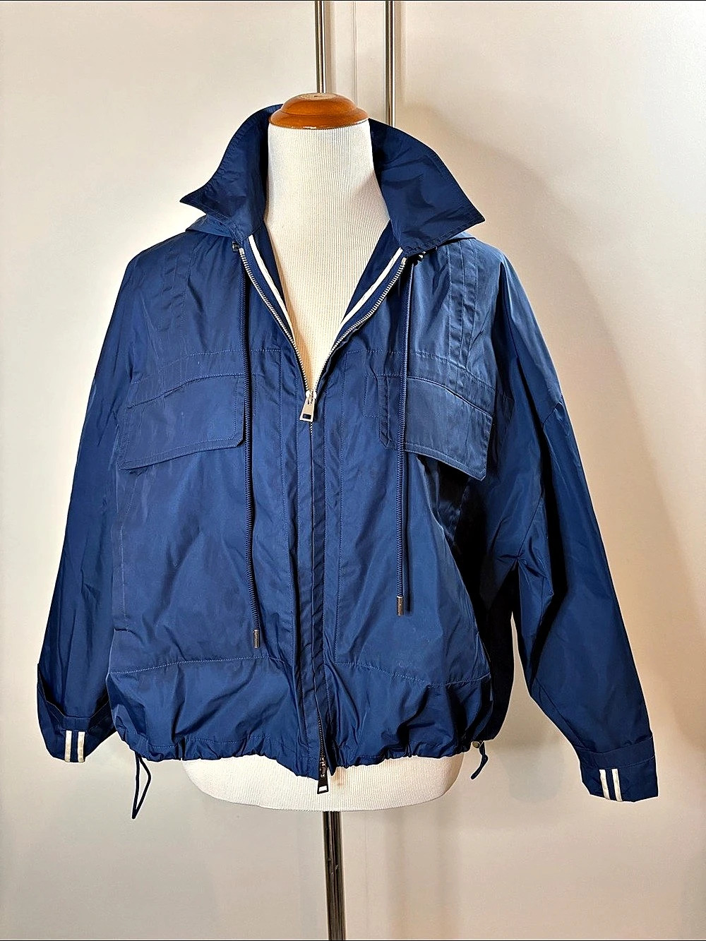 Theory Blue Hooded Windbreaker Size Medium
